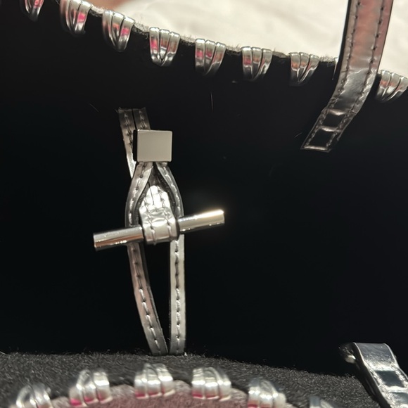 Tory Burch Block T Felt Tote Bag - Picture 8 of 11